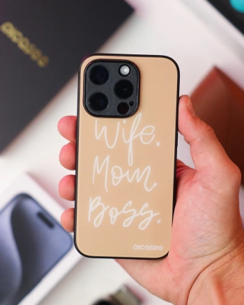 Picasee ULTIMATE CASE PowerShare Samsung Galaxy S22+ 5G - készülékre - Boss Mama